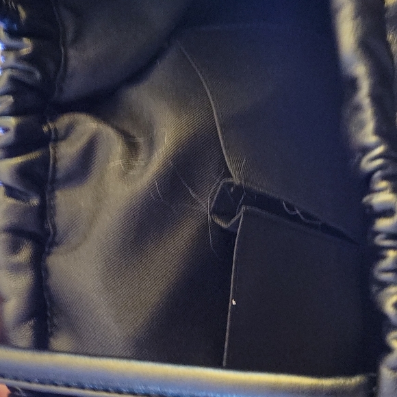 A New Day black Double handle shoulder bag Faux Leather 17"x16"x3" New - Picture 10 of 10